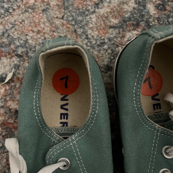 Low Converse - Picture 3 of 4